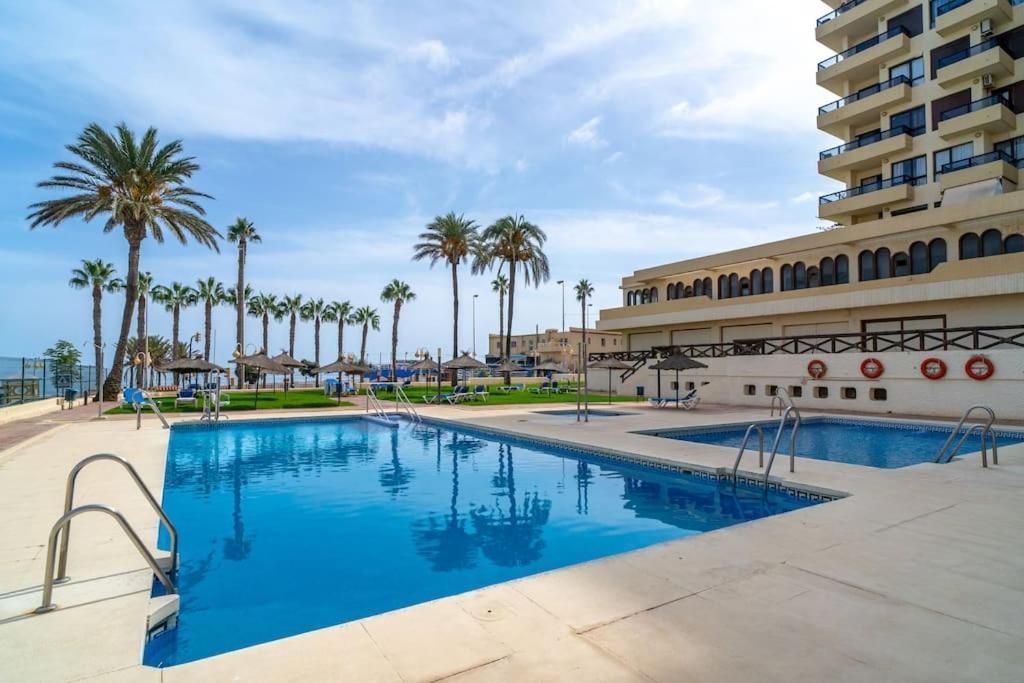 Apartament Apartamento A Pie De Playa Con Terraza Y Piscinas Benalmádena Zewnętrze zdjęcie