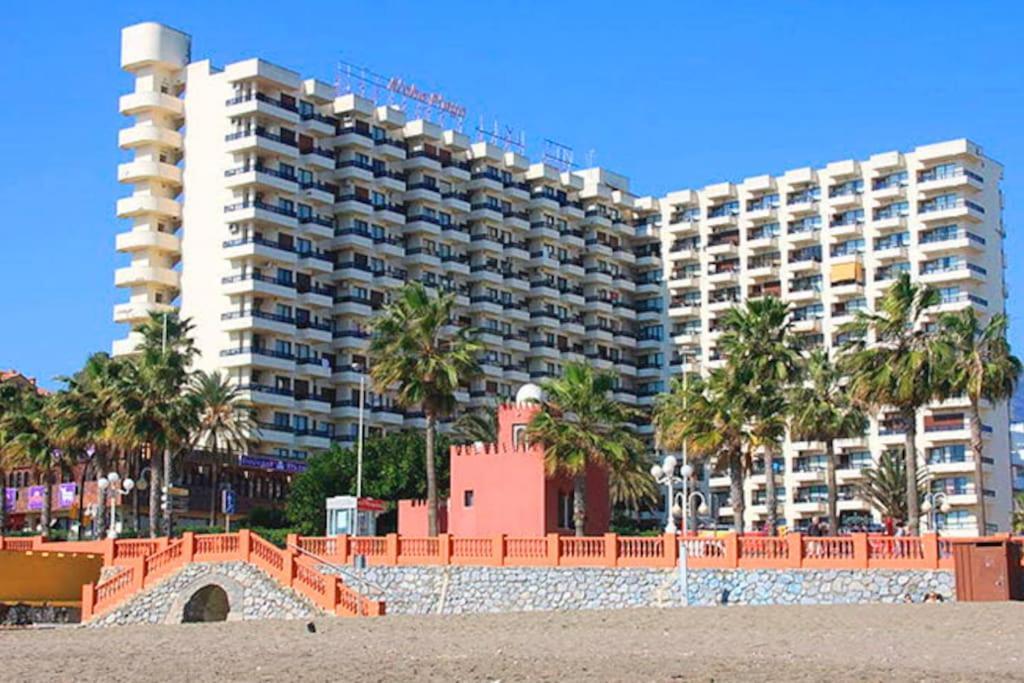 Apartament Apartamento A Pie De Playa Con Terraza Y Piscinas Benalmádena Zewnętrze zdjęcie
